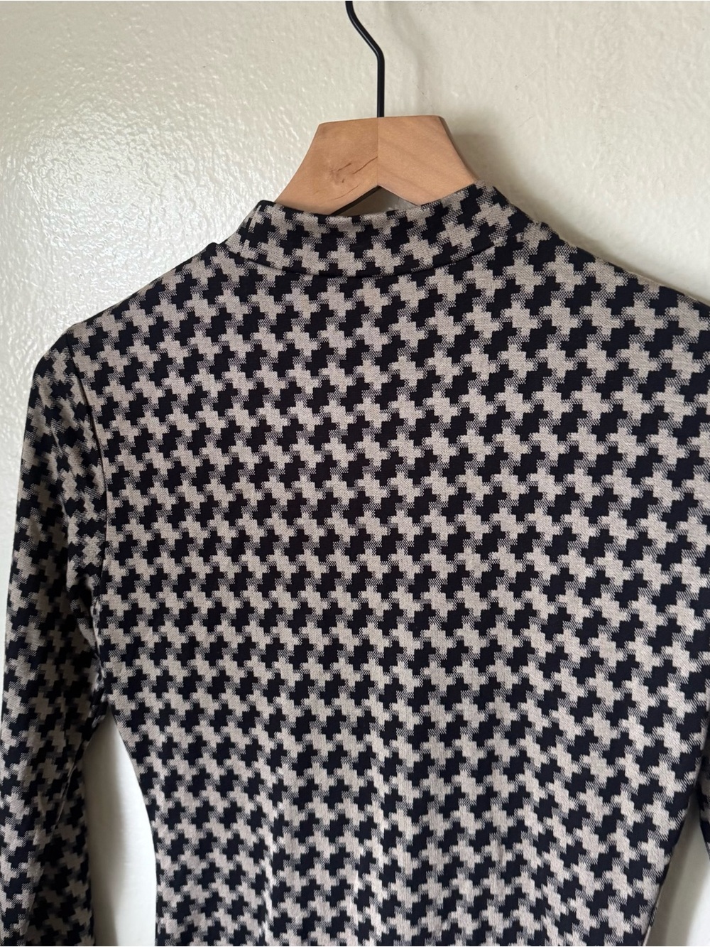 Lulus | Cool Girl Status Black Print Mock Neck Long Sleeve Mini Dress - Picture 7 of 7